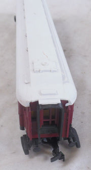 Liliput Ho Passenger Car Non Lighted   (no box)