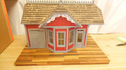 Delton  Lighted Victoria N Depot w/Stained Base -1161